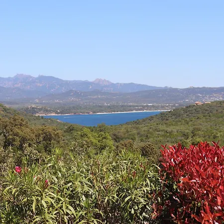 U Pirellu Tatil parkı 3*