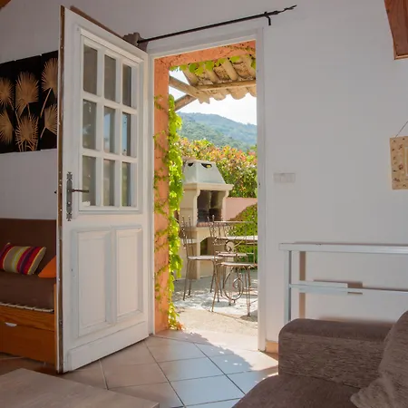 Village de vacances Résidence U Pirellu 3*