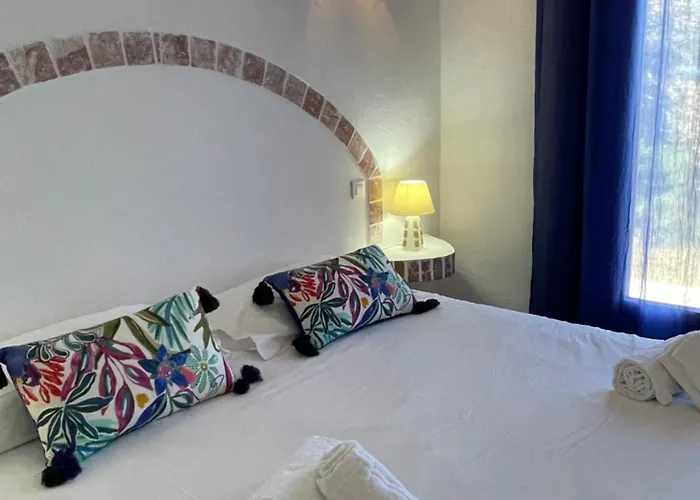 U皮尔露酒店 假日公园 3*