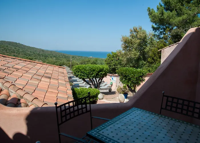 假日公园 U皮尔露酒店 3*