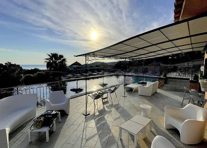 假日公园 U皮尔露酒店